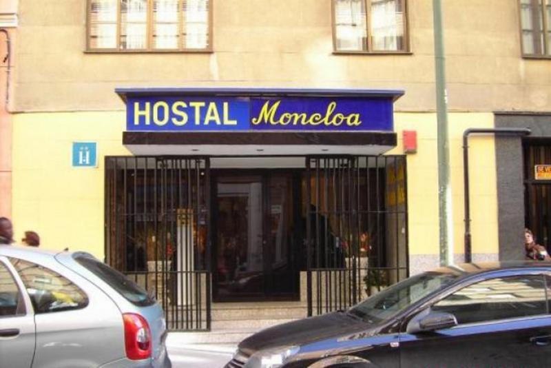 Hostal Moncloa Madrid Exterior foto